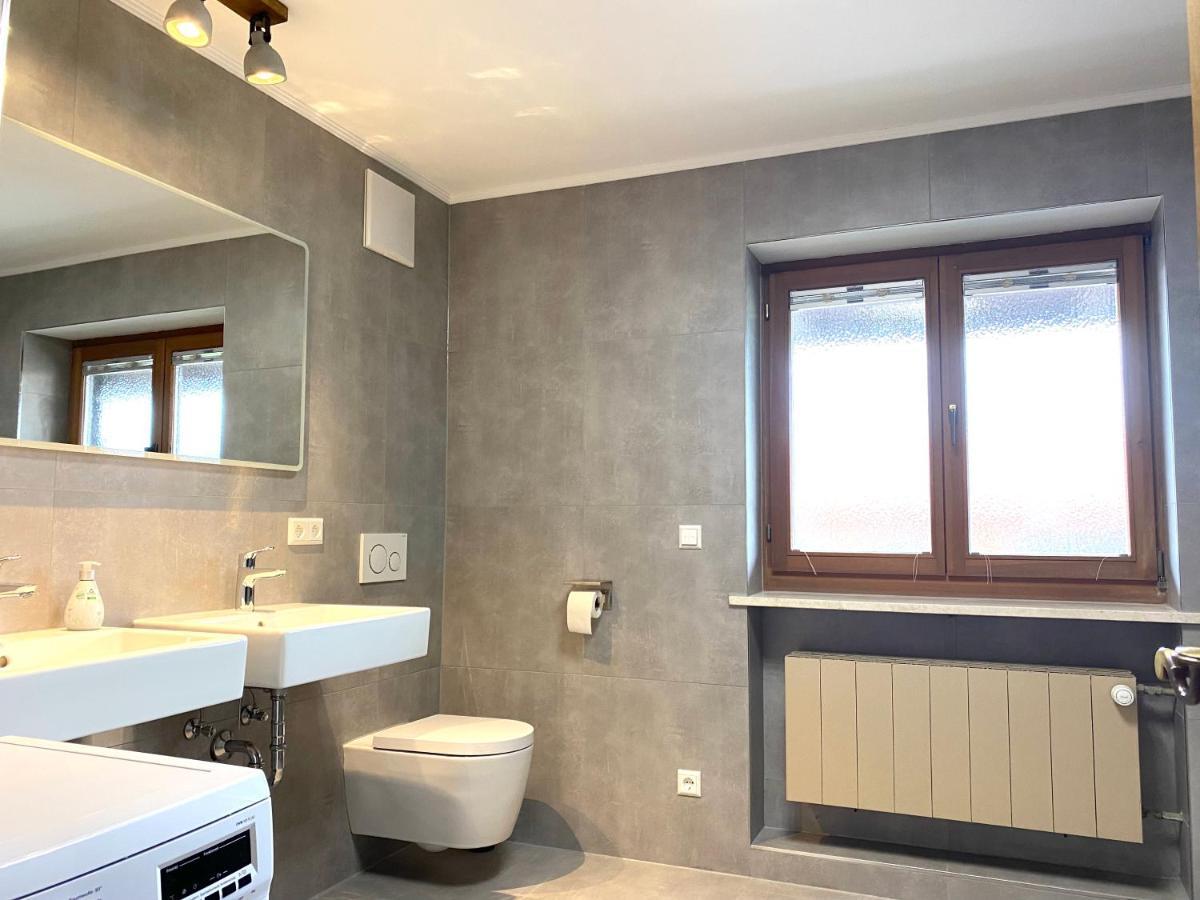 Grosszuegige Ferienwohnung Am Tegernsee Mit Suedbalkon Und Wallbergblick バート・ウィーゼ エクステリア 写真